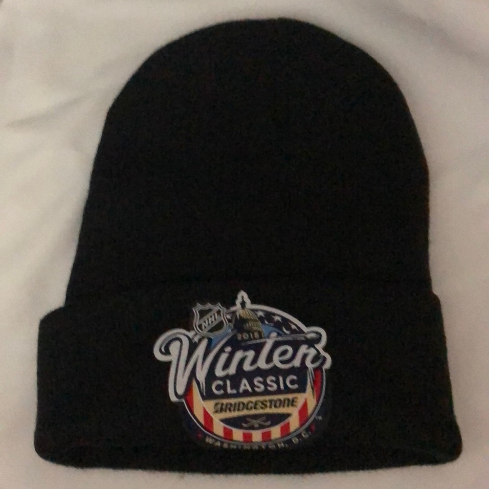 Pre-Owned NHL Winter Classic Beanie